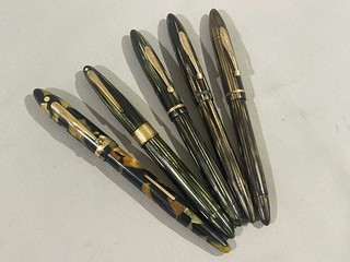 Group of 5 Vintage SHEAFFER FOUNTAIN PENS