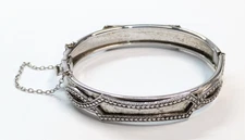 VTG Whiting & Davis Co Silver Tone Victorian Revival Hinged Bangle Bracelet