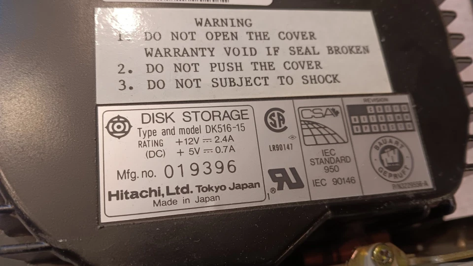 HITACHI DK516-15 1.3GB 5.25" FULL HEIGHT ESDI HARD DRIVE - Image 4 of 4