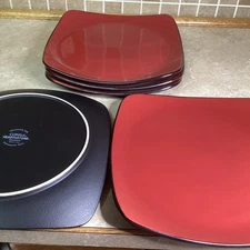 SET  Of 5 Corelle HEARTHSTONE Stoneware 11 3/8" Dinner Plates Chili Red / Black