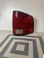 1994-04 Chevy S10s15 Gmc Sonoma Taillight Right Genuine Usa Gm 16516094 300 1994-04 Chevy S10s15 Gmc Sonoma Taillight Right Genuine Usa Gm 16516094 300
