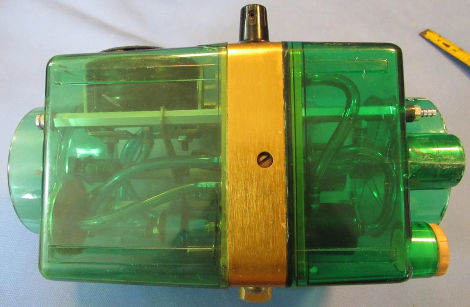 Respirador Bird Mark para PEÇAS COMO ESTÁ desgaste cosmético com lascas e rachaduras - Imagem 3 de 4