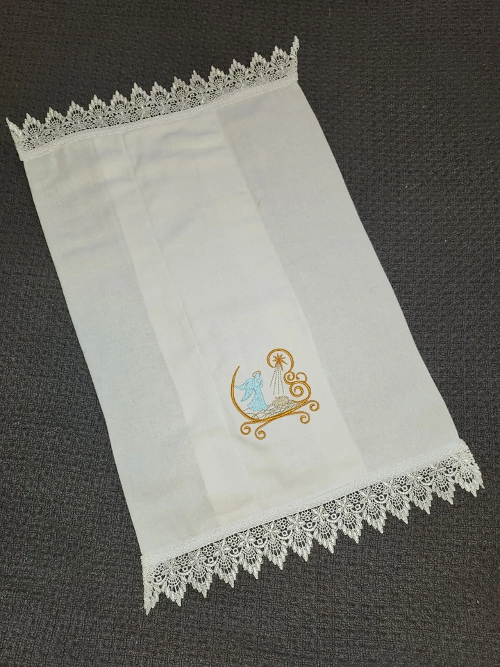 Paño bordado para eructar para bebé belén con ribete de encaje Foto 3 de 4