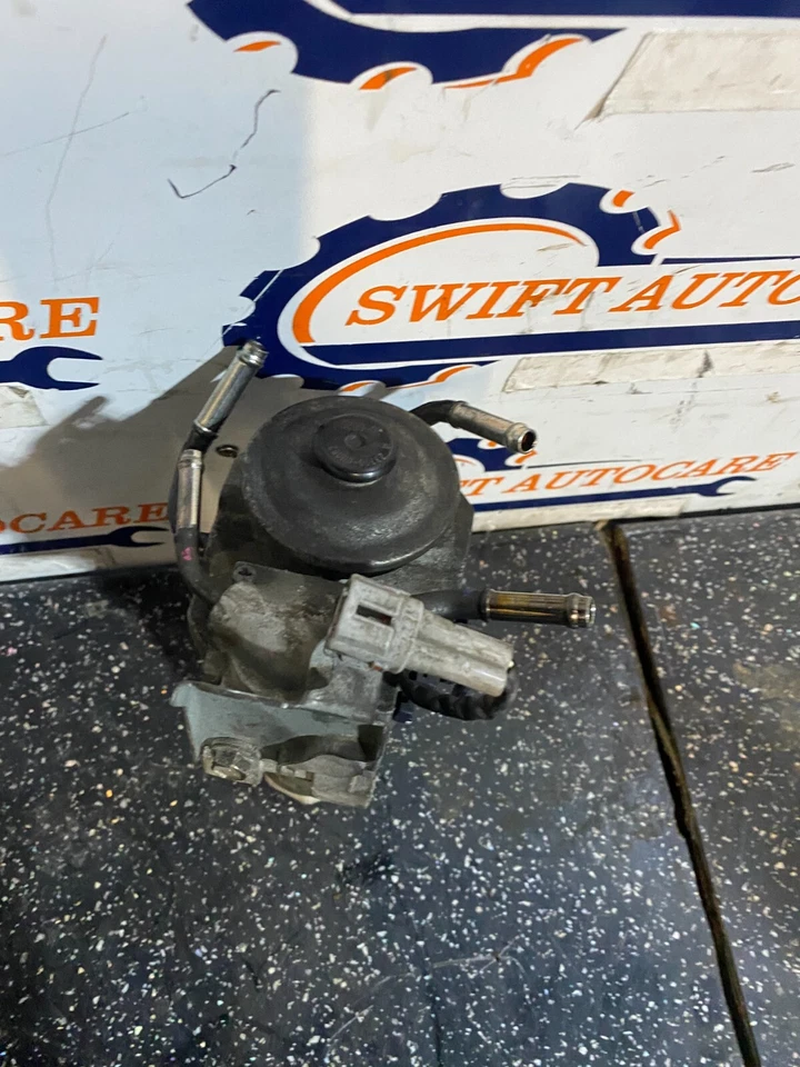 CABEZAL FILTRO COMBUSTIBLE TOYOTA YARIS TR D4D MK2 Genuino 2010 Foto 4 de 4