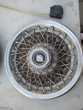 1980s Buick Regal Wire type 1 (one) Hubcap with center wheel with cap