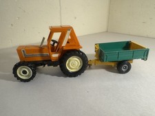 Britains Fiat 880 DT Tractor Model Farm With Tipping Trailer 1:32 Scale Die Cast