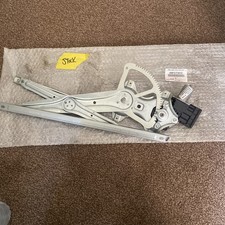 TOYOTA C-HR 2016-2024 5 Door Front RH Window Regulator 69810 F4010 NEW OLD STOCK