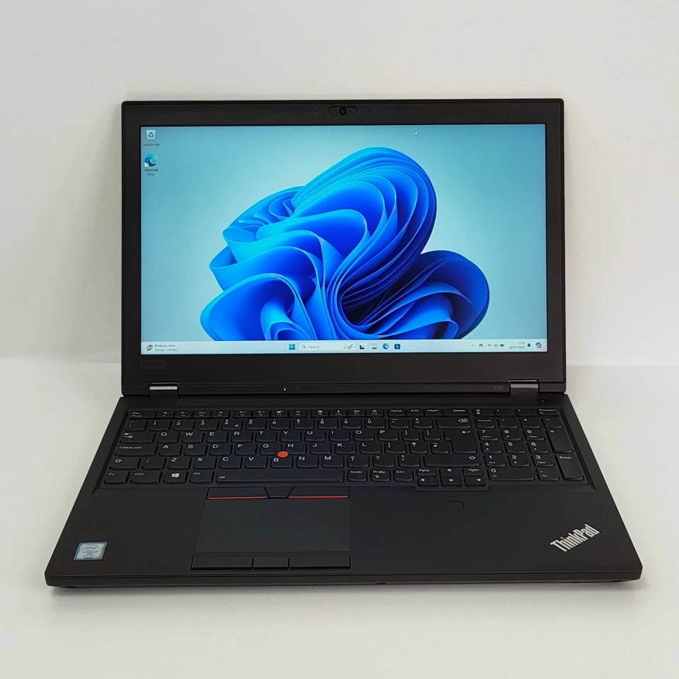 Lenovo ThinkPad P52 CAD Gaming Laptop i7-8850H Quadro P1000 16GB RAM 256GB SSD - Image 2 of 4