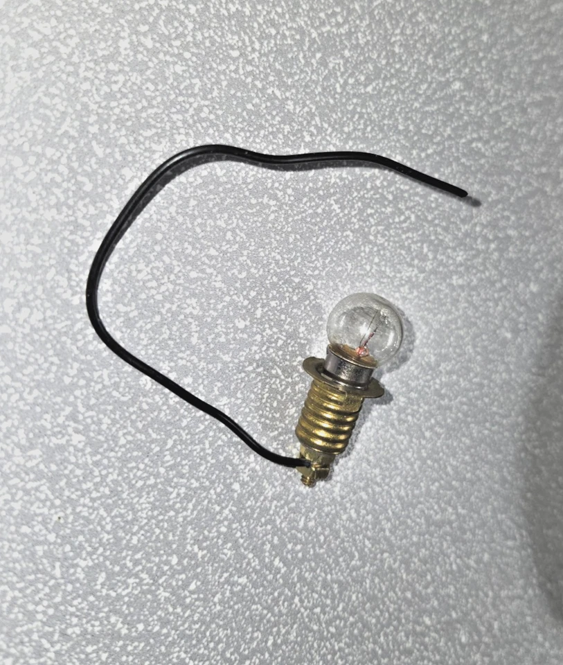 lionel Prewar obs car rear light Assy For 312,322,338,341,416,430,422,426,490 - Image 2 of 2