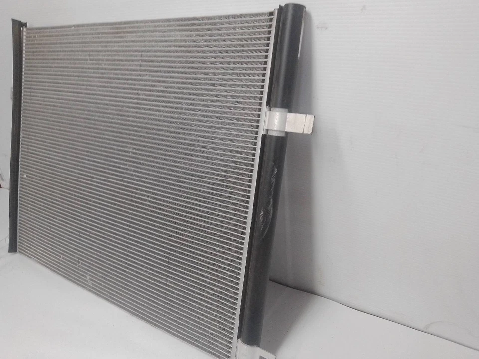 Condensador de CA de 2023 Chevrolet Traverse 11455675 Foto 4 de 4