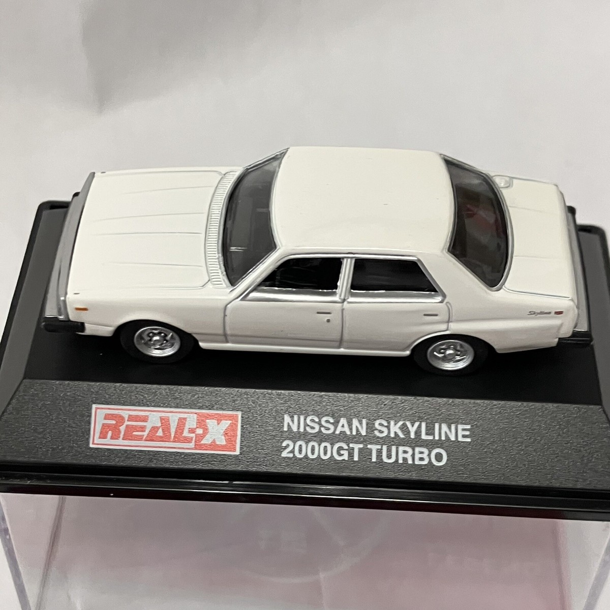 自動車 2000 TURBO GT-T (HGC211) 1/24 1:24 Nissan Skyline 2000 Tubro GT-E (HGC211) 