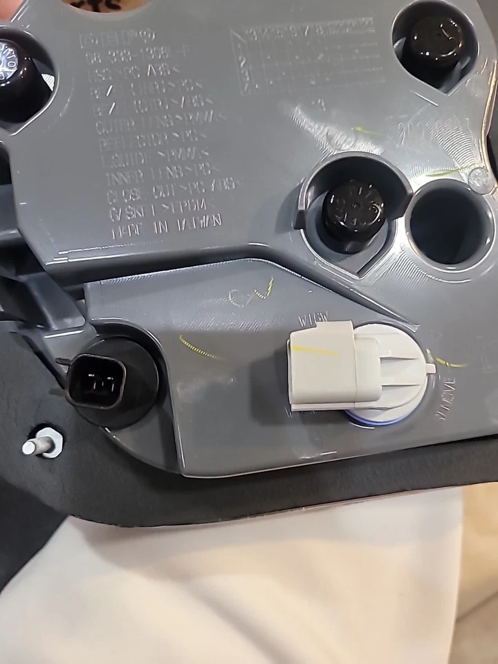 Conjunto de luces traseras DEPO 333-1306L-AC6 LH 2014-2022 Jeep Grand Cherokee. NUEVO Foto 3 de 4