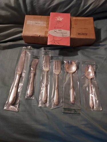 Sweetheart Rose by Lunt Sterling Silver Flatware Set for 6 Service 36 pieces
