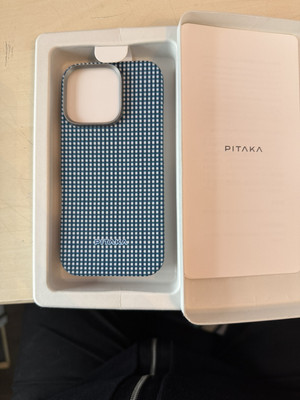 Pitaka Iphon Hülle