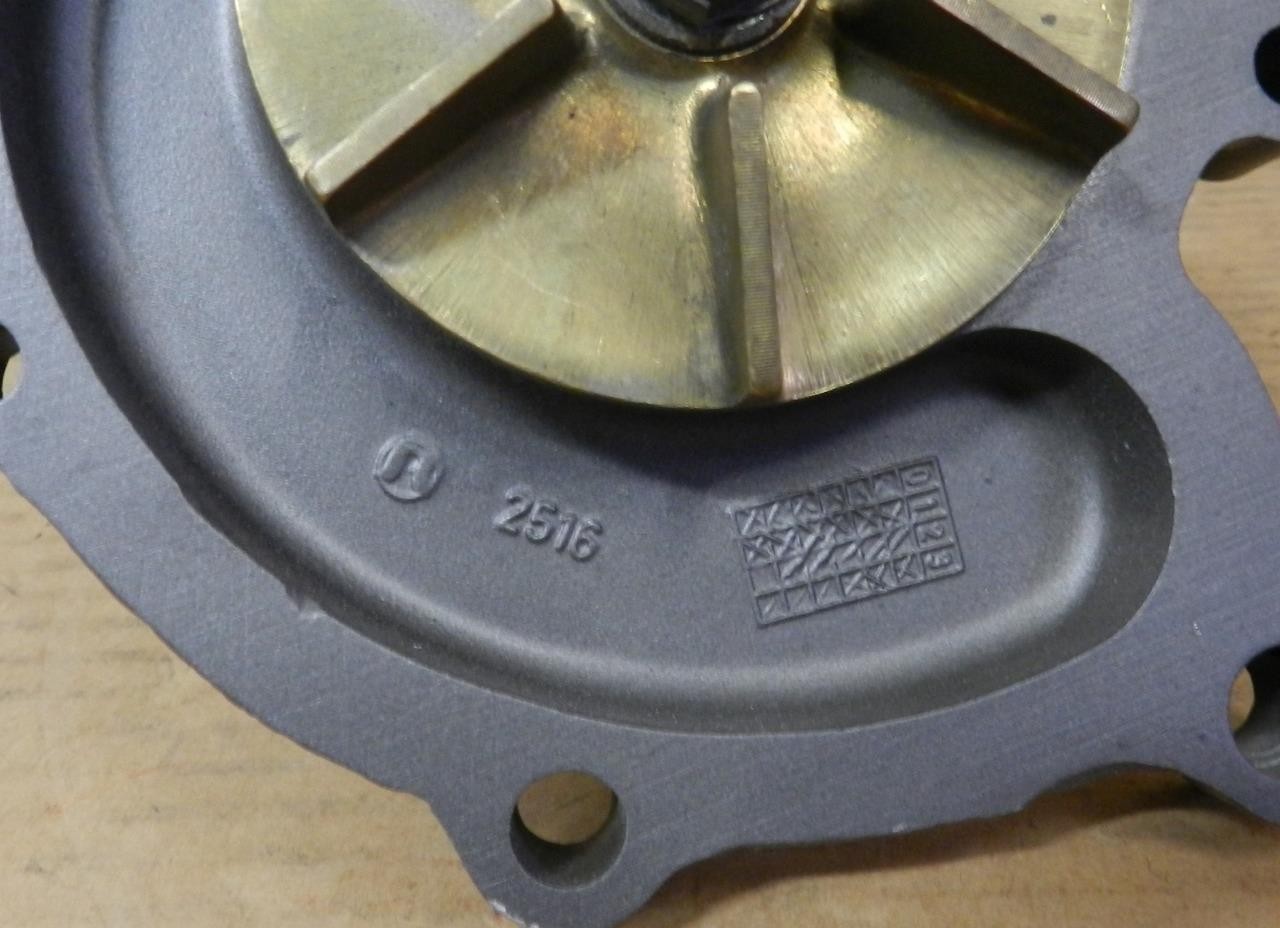 1982-89 Ferrari 308 328 Mondial 3.0 3.2 V8 rebuilt water pump no pulley 2516