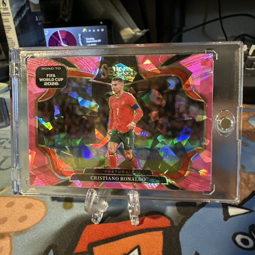 2025-26 Panini Select FIFA Cristiano Ronaldo #207 Field Level Pink Cracked Ice