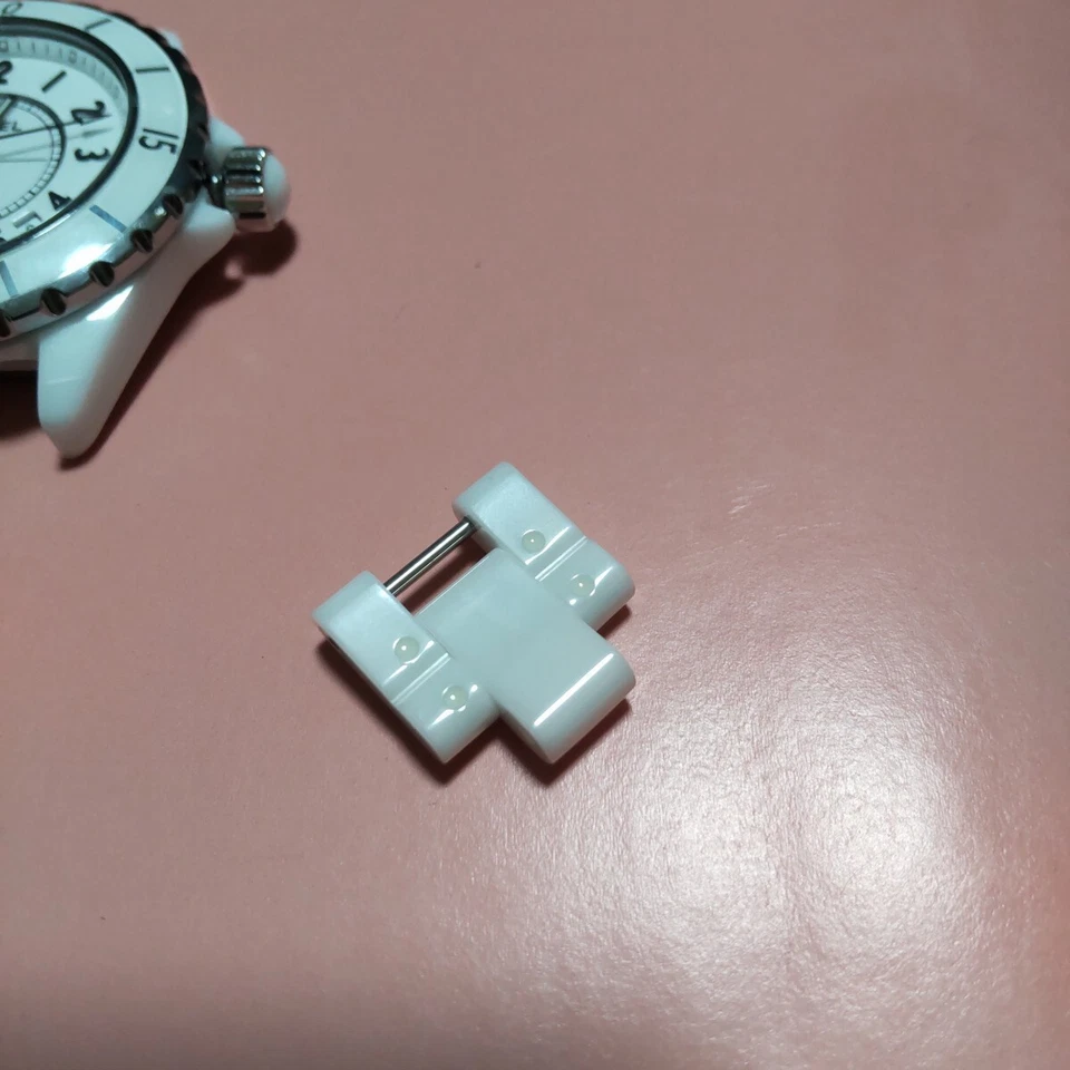 Chanel J12 White Ceramic Bracelet Link 1.5 Links Wh Genuine Part 17Mm Width - Image 3 of 4