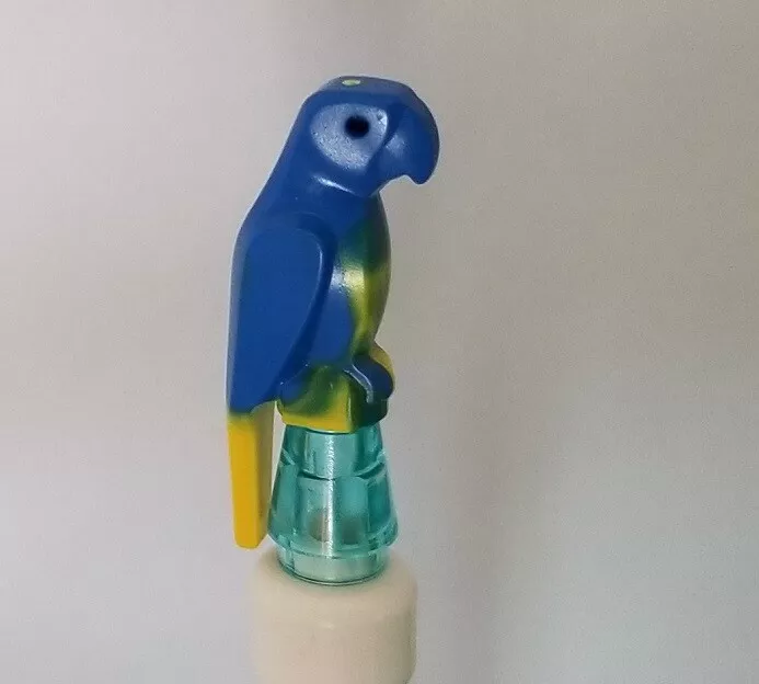 Lego macaw top