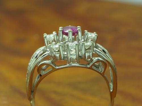 14kt 585 Oro Bianco Anello Con 0,52ct Brillante, 0,12ct Diamante & 0,25ct Rubino - Foto 5 di 6