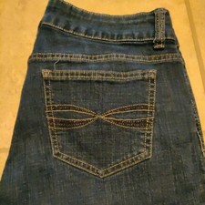 Riders by Lee women's size 8P denim jeans mid-rise straight leg distressed zip