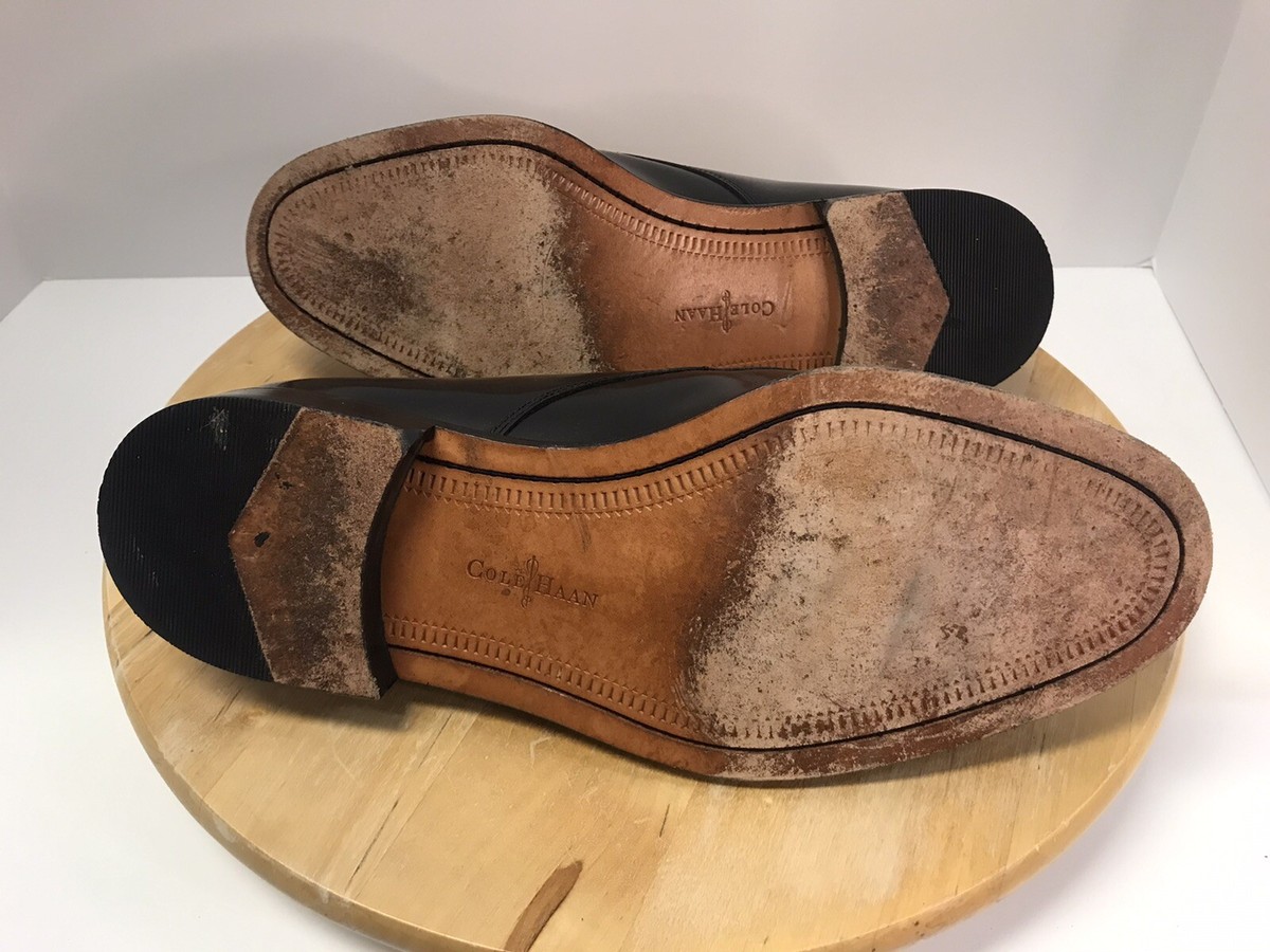 EUC Cole Haan C11852 Derby Distressed Plain Toe Stitched Casual Oxford Shoe 11.5 Cole Haan C11852 Black Leather Split Toe Stitched Oxfords  main image 2