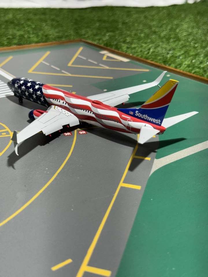 Aviones Southwest Airlines Boeing 737-800 Freedom One Gemini G2SWA1042 escala 1:200 Foto 2 de 4