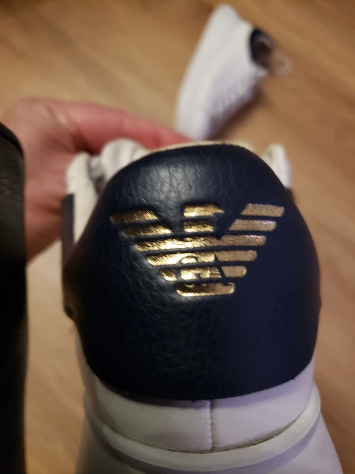 Baskets Emporio Armani en cuir taille 39 en très bon état - Photo 4/4
