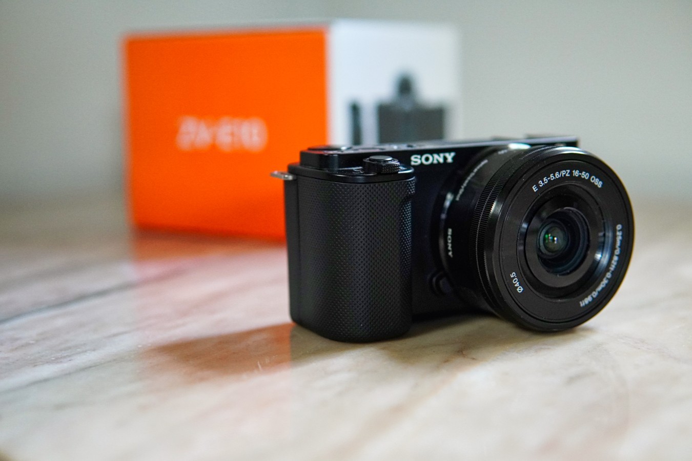 Sony ZV-E10 Mirrorless Camera + 16-50mm OSS Lens | Boxed | Excellent Condition
