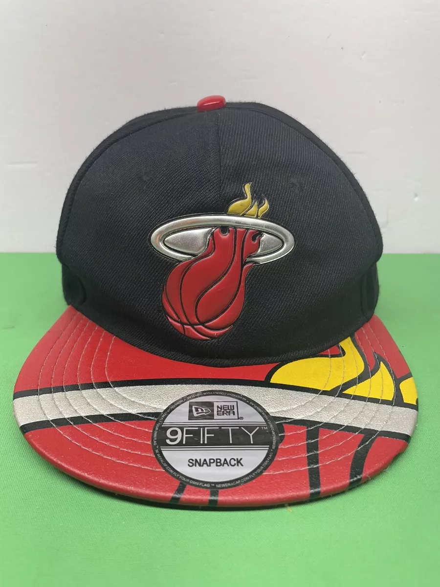 Men's Miami Heat New Era Black Classic 9FIFTY Trucker Snapback Hat