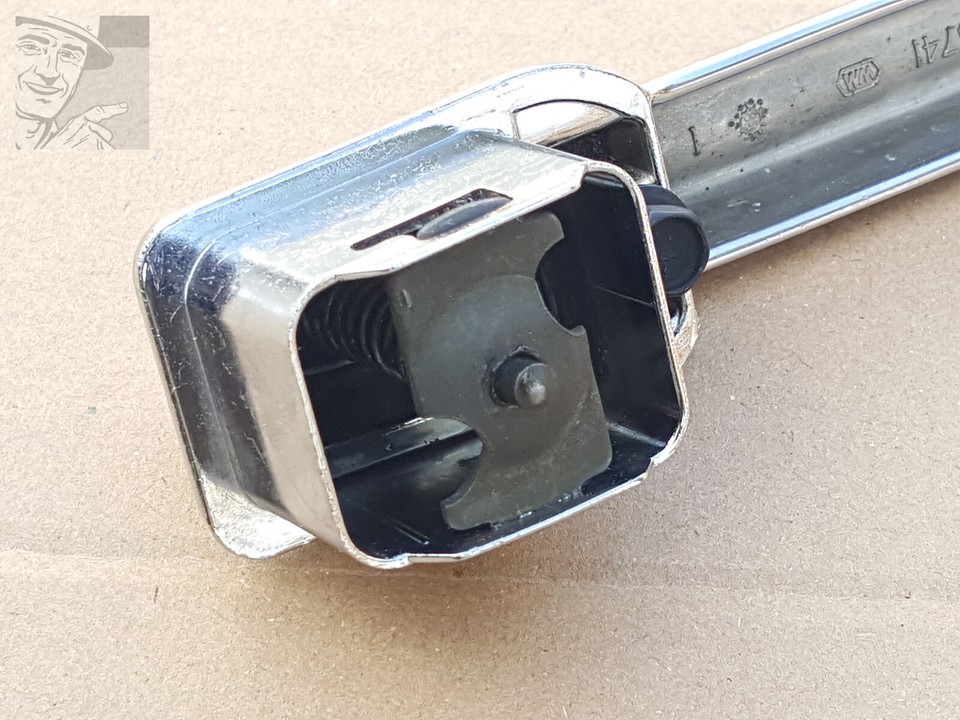 Chevy G10 G20 G30 Chevrolet Van GMC Vandura Tür Fensterleisten In
