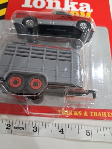 2002 ~Hasbro Maisto~ Tonka Farm Truck & Horse Trailer ~ New On Sealed Card ! - Picture 7 of 9