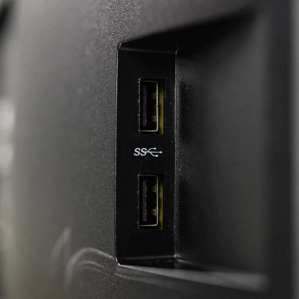 HP EliteDisplay E223 22" Widescreen 1920x1080 Backlit IPS Monitor ONLY - Grade B - Image 4 of 4