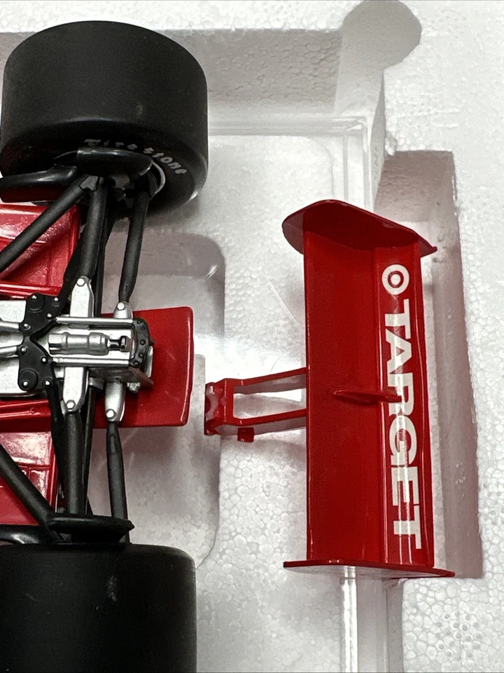 Action CART 1:18 1999 Target Chip Ganassi Reynard J.P. Montoya Indy Champion - Image 2 of 4