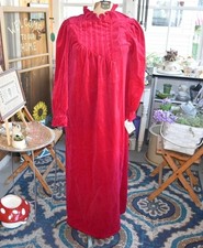 Vintage 1970s Velveteen Robe: Donna Richard Gilligan O'Malley Red Old Stock, Med