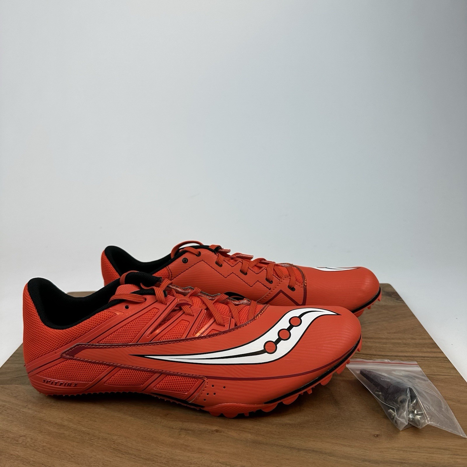 New Mens Saucony Spitfire Red Racing Track & Field Spiked Running Shoes Sz 12.5