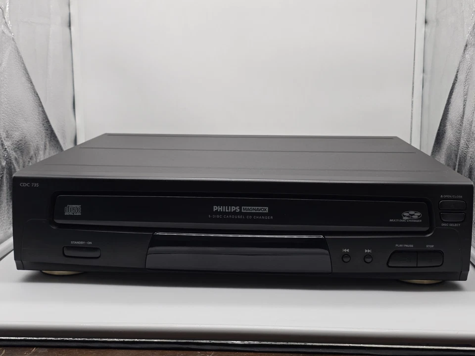 PHILIPS MAGNAVOX CDC 735, 5 Disc Carousel CD Changer W/ Remote Control Tested - Image 2 of 4