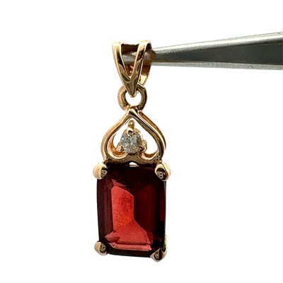 Designer 14k Gelbgold Smaragdschliff Granat Weißtopas Akzent Filigran Anhänger