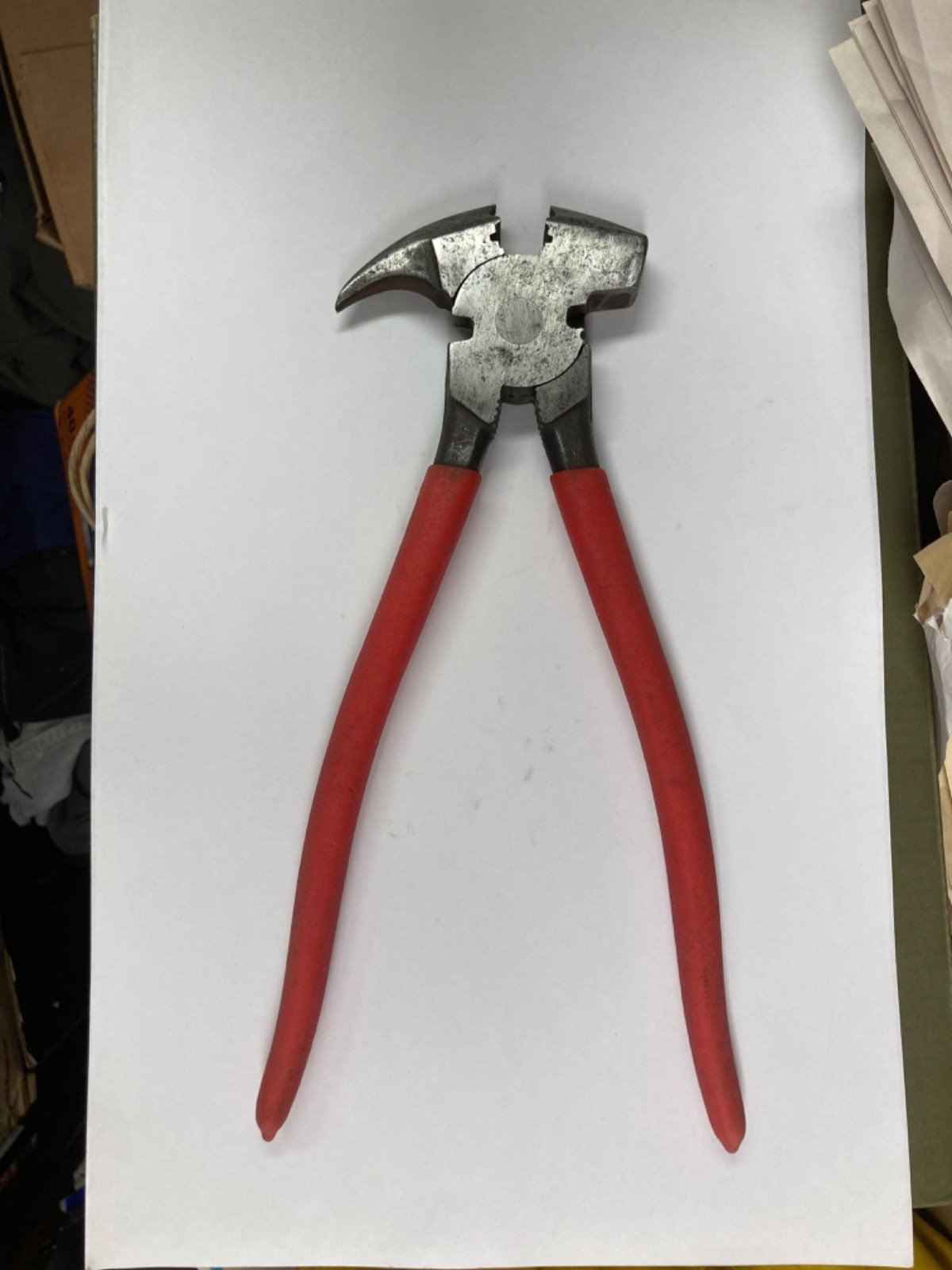 Fence pliers, wire fence installation and repair tool