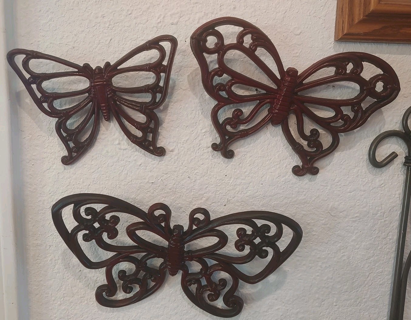 Set Of 3 Vintage Dart Syroco Butterfly Wall Plaques Homco Painted Plum/Red 7537