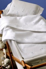 Lenzuolo culla + Coperta Baby Ricamata a Mano su Puro Lino bianco cm. 90x120