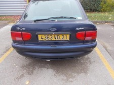 Porte arrière et accessoires Ford ESCORT