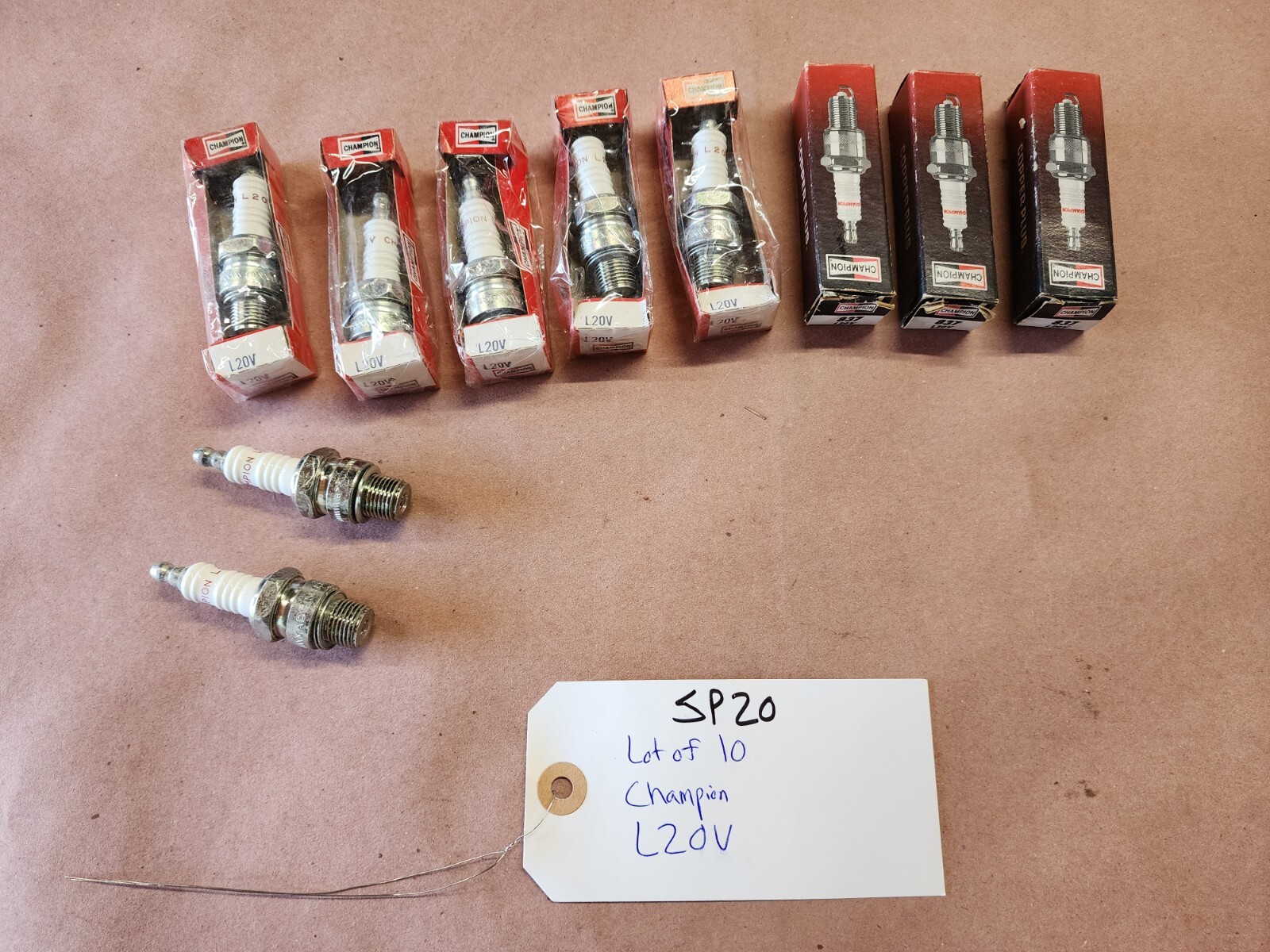 QUANTITY OF 10 CHAMPION L20V SPARK PLUGS, NEW/NEVER USED, SP20