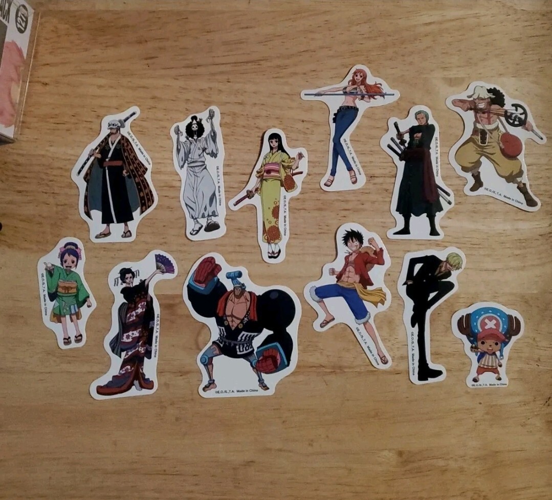 One Piece Straw Hat Pirates Luffy Nami Zoro Sanji Robin 4 Sticker