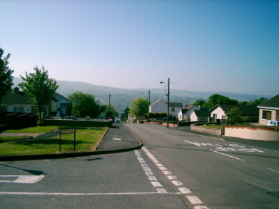 Photo 6x4 Rhiw Pont-Iets/Pontyates Hill Meinciau  c2007