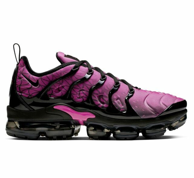 vapormax plus fuchsia