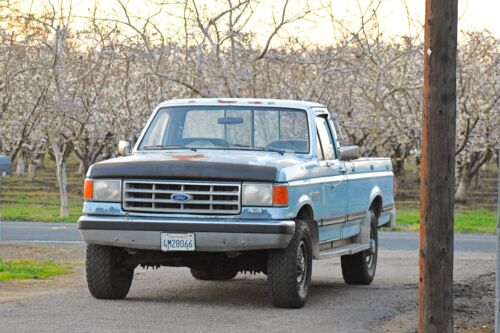 1987 Ford F-250 Manual 4x4 Lariat XLT