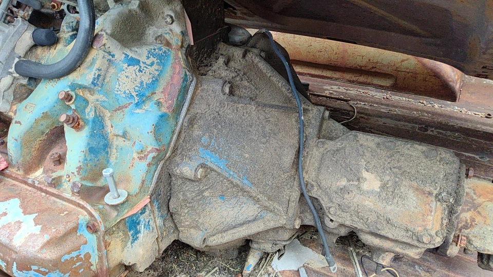 1965-1976 Ford F100 Bell Housing Oem 390 Manual Trans Mt D0tz7505a - Image 4 of 4