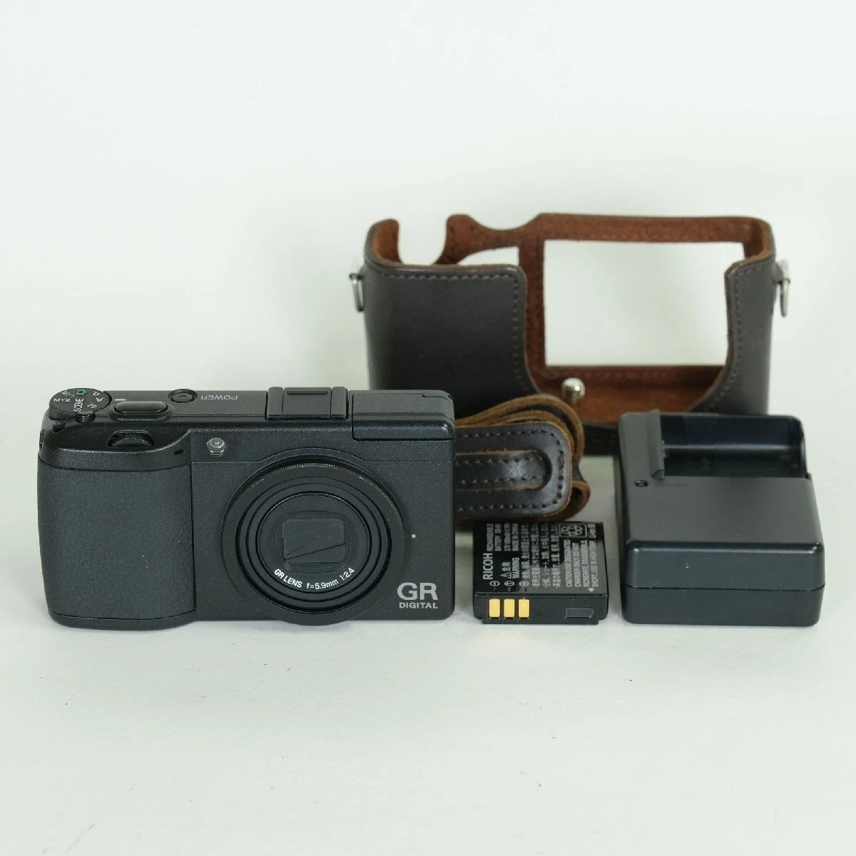Ricoh GR II Digital Cameras with 1080p HD Video Recording for Sale