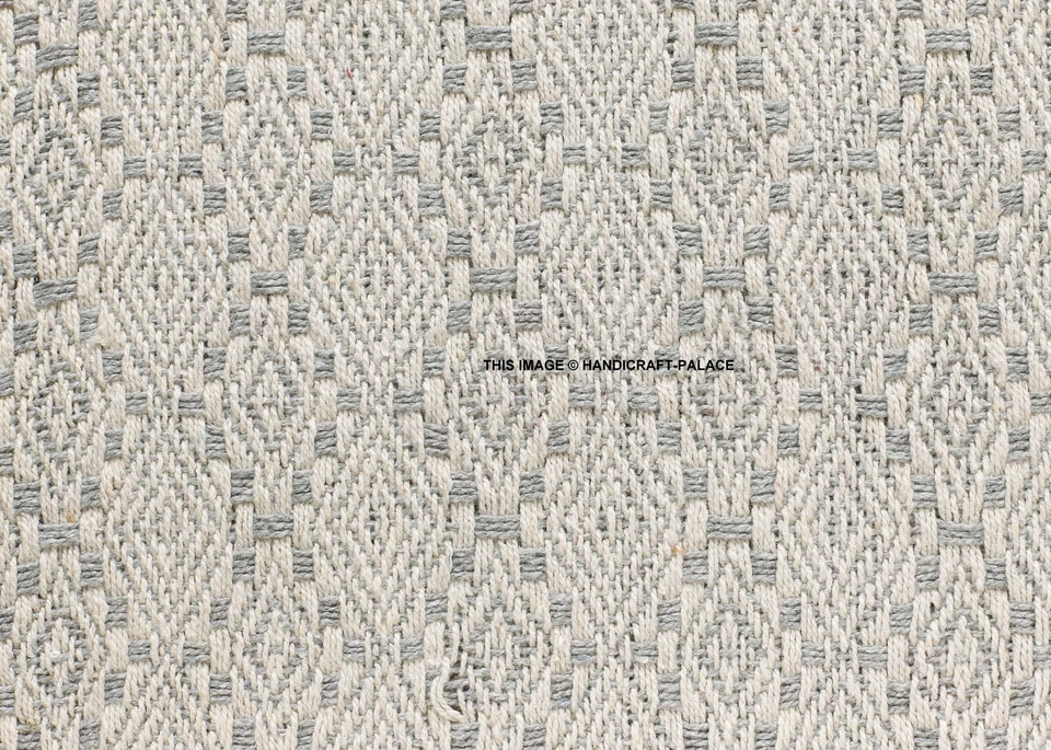 Indian 100% Cotton Woven Lounge Sofa LARGE Throw Rug Grey Blanket 125x150 CM - Image 3 of 3
