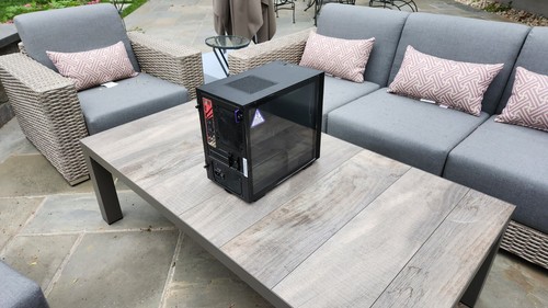 NZXT Desktop Computer - AMD 3000G CPU & Radeon Graphics - 16GB RAM - 512GB SSD - Picture 4 of 11